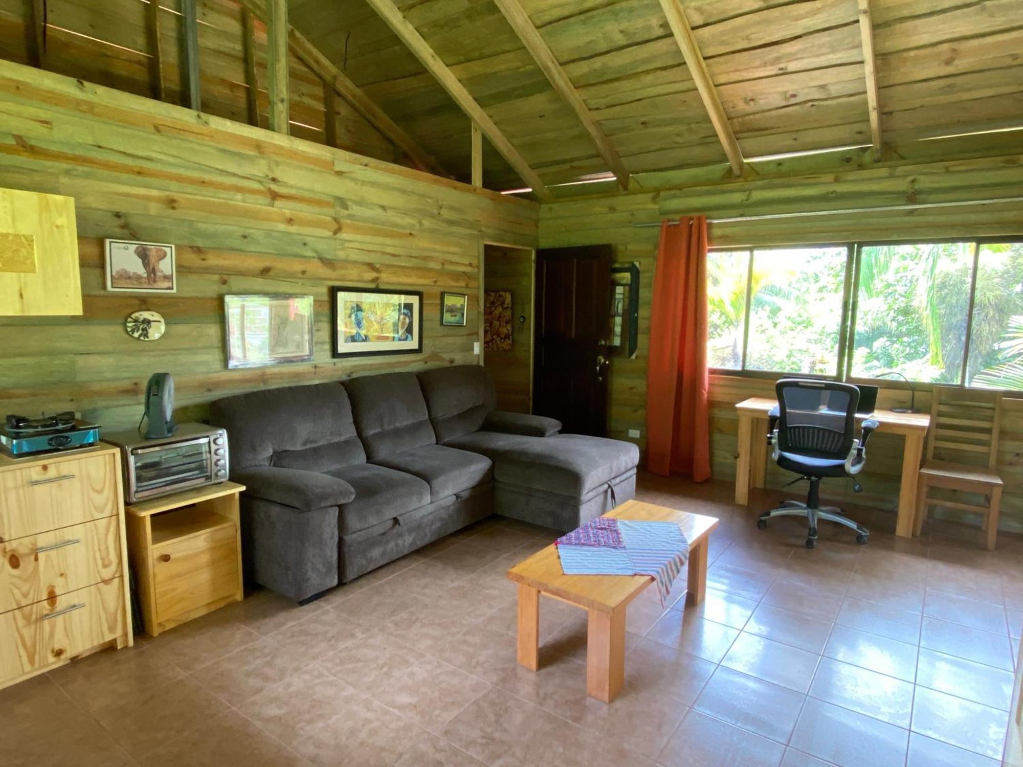 Oasis Retreat With And Hébergement de vacances *